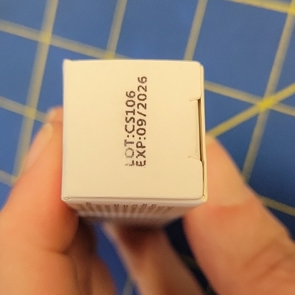 elvis + elvin Floral Lipstick - 190 Color New In Box - Picture 6 of 7